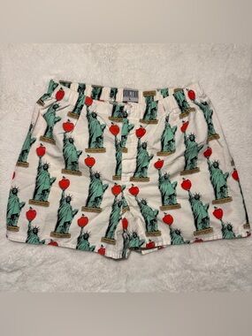 VINTAGE 80s RARE Statue of Liberty Bloomingdale’s Addiction Cotton Boxers